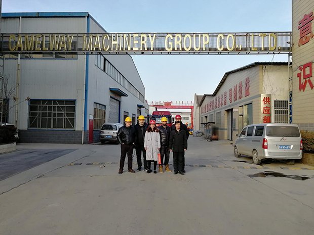 Los clientes polacos visitaron la planta mezcladora de suelo estable de Camelway2